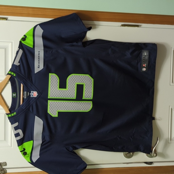 Seahawks jersey - Picture 2 of 4